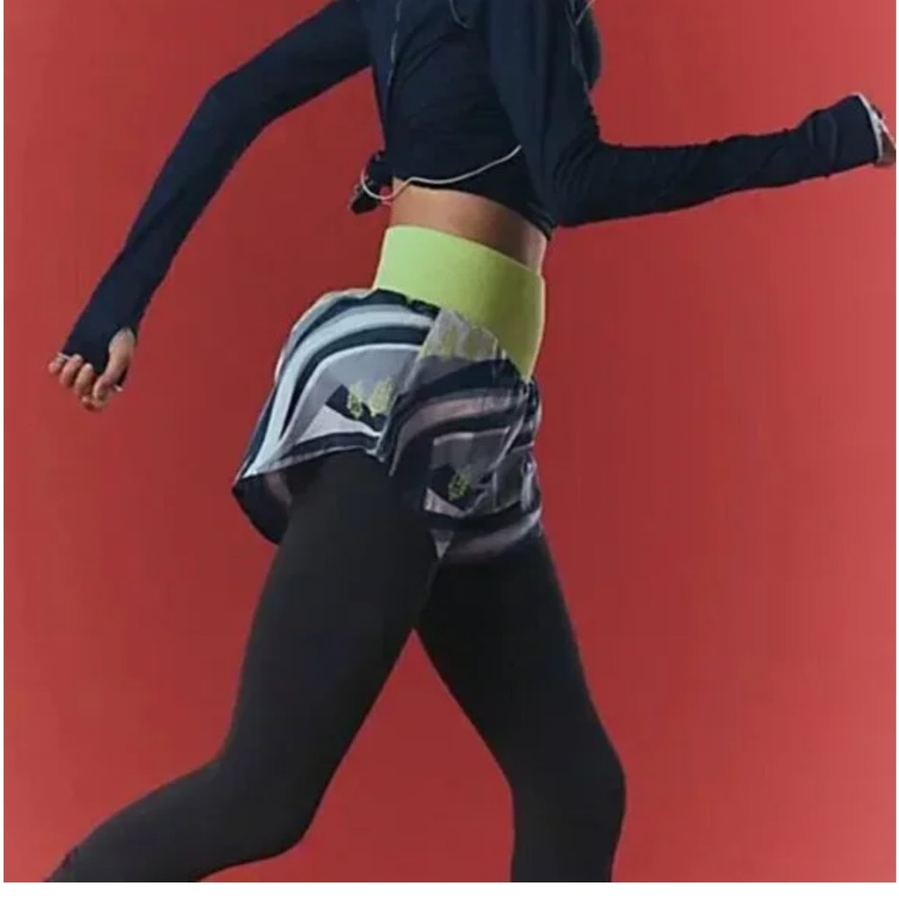 Free People Carpe Diem Printed Shorts in Sporty Stripe Combo Skyline Retail $48 - Picture 5 of 9